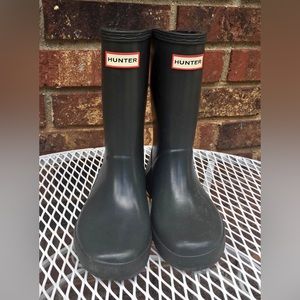 Hunter Green Rainboots Boy’s Size 13